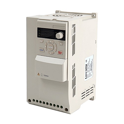 EV50 Serisi VFD 7.5HP 5.5KW 23A Üç Fazlı 220V Değişken Frekanslı Sürücü