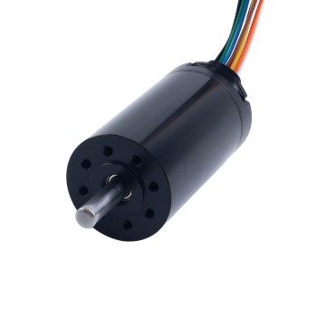 28V 16800RPM 80mNm 140.73W 6.31A Yuvarlak Ф32x61mm Fırçasız Çekirdeksiz Motor