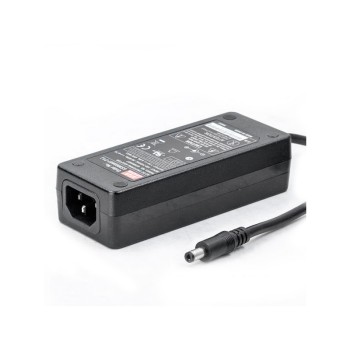 GSM60A07-P1J MEANWELL 45W 7.5.5VDC 6A 115/230VAC AC-DC Güvenilir Yeşil Tıbbi Adaptör