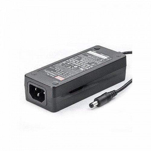 GSM60A48-P1J MEANWELL 60W 48VDC 1,25A 115/230VAC AC-DC Güvenilir Yeşil Tıbbi Adaptör