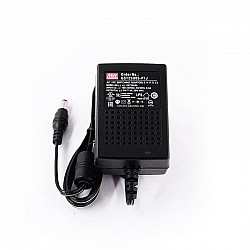 GST25U05-P1J MEANWELL 20W 5VDC 4A 115/230VAC AC-DC Güvenilir Yeşil Endüstriyel Adaptör