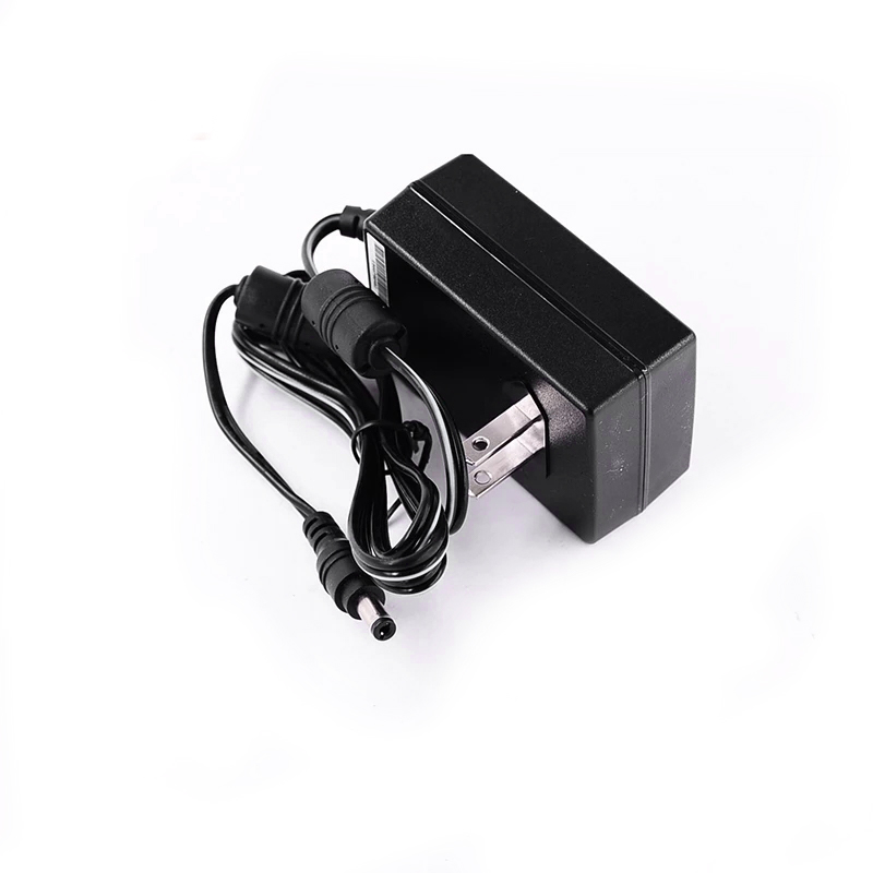 GST25U12-P1J MEANWELL 25W 12VDC 2.08A 115/230VAC AC-DC Güvenilir Yeşil Endüstriyel Adaptör
